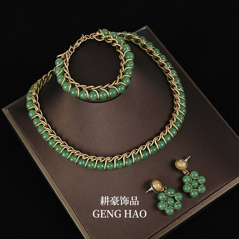 Vintage exaggerated green crystal glass multi-layer stacking set necklace earring dress accessories choker