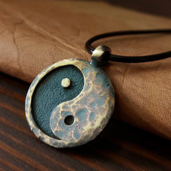 Independent Station Simple Ethnic Yin Yang Pendant Men Hip Hop Alloy Necklace Women Casual Collarbone Chain