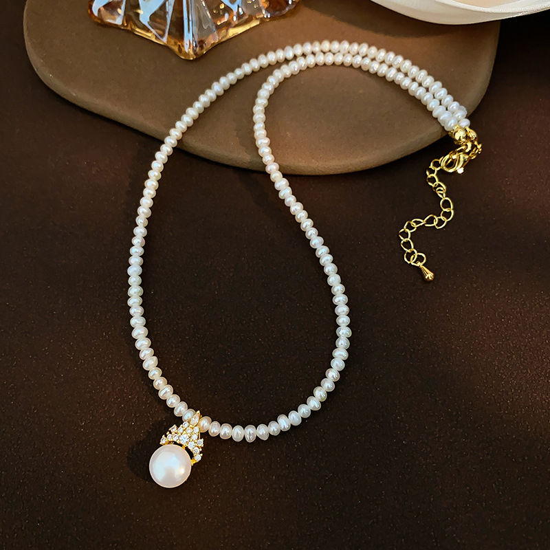 8mm large-size natural seedless freshwater pearl necklace for women, designer horseshoe clasp, collarbone chain, neck chain