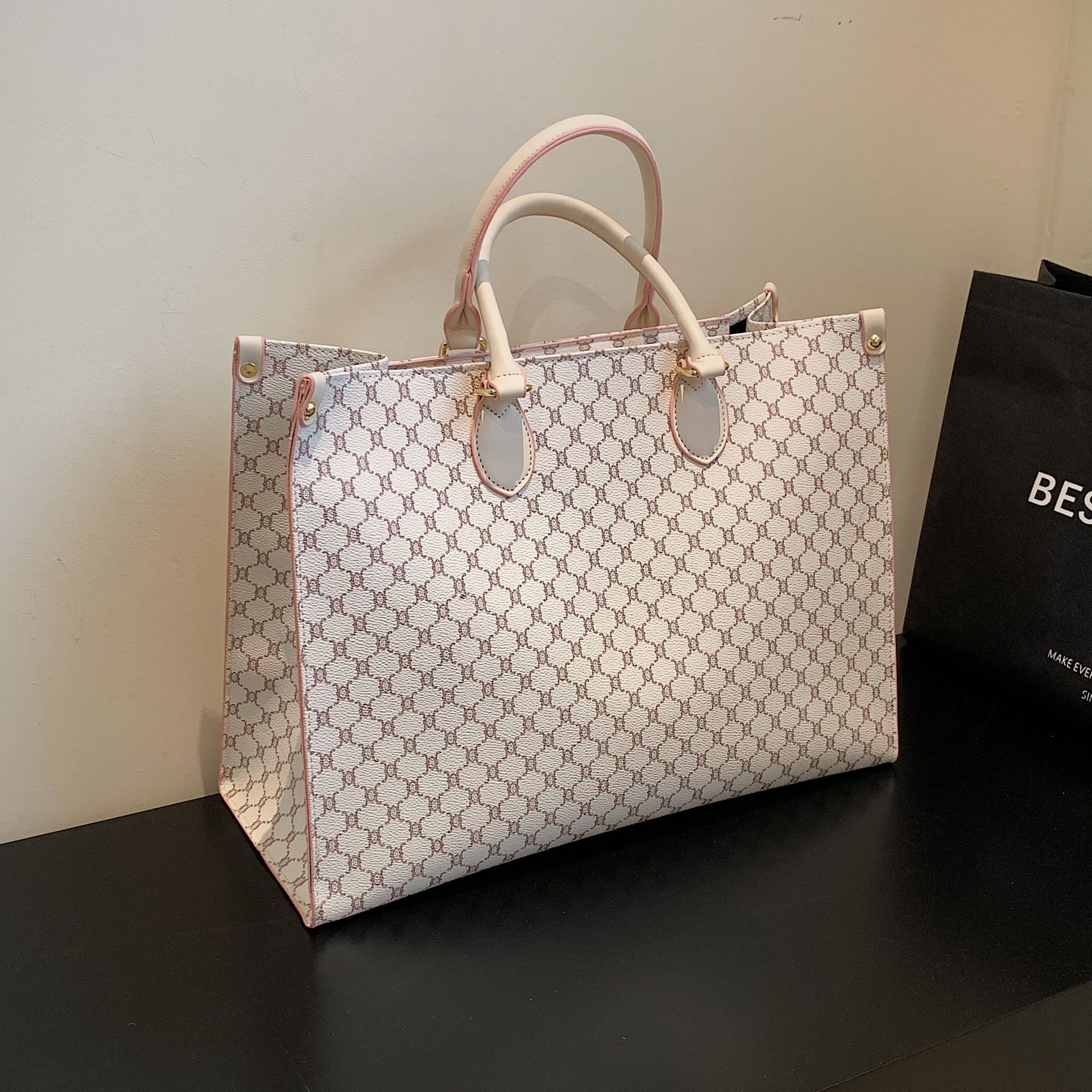 Women's bag 2024 new large capacity shoulder handbag handbag commuting women's bag tote bag