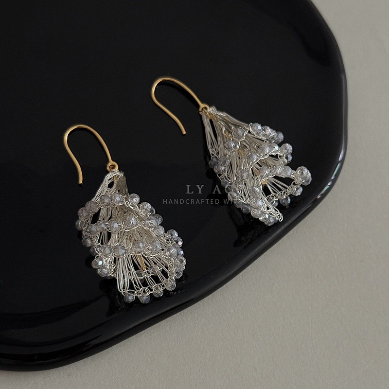 Gentle Fan-Shaped Crystal Tassel Earrings for Women Starry Sparkling Dreamy Earrings