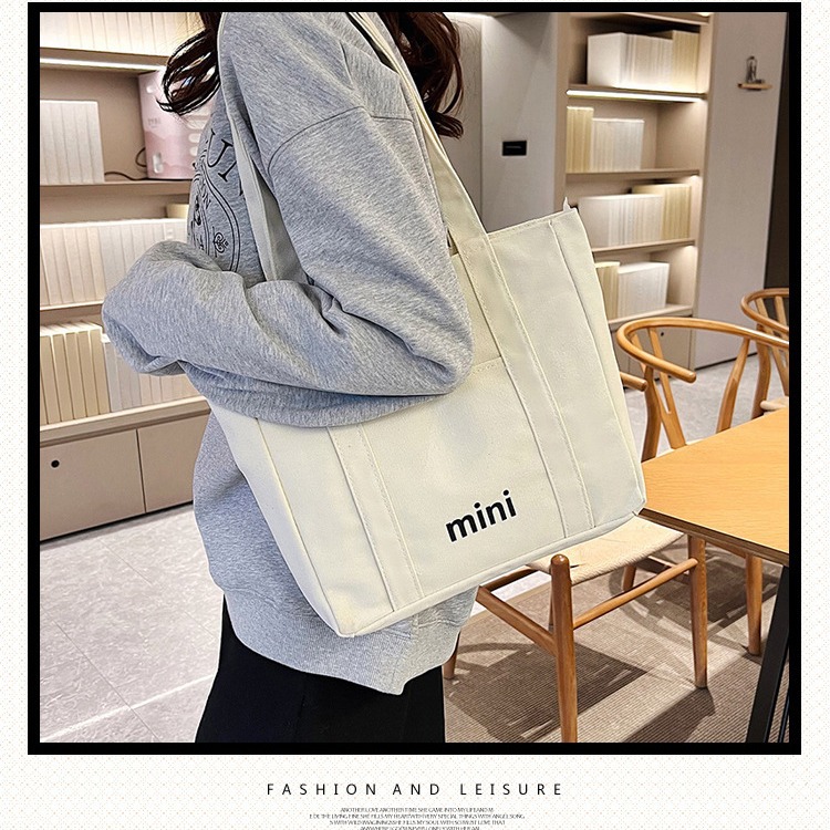 Canvas Bag Large Capacity Tote Bag 2026 New Bag Women Casual Single Shoulder Bag Commuter Handbag