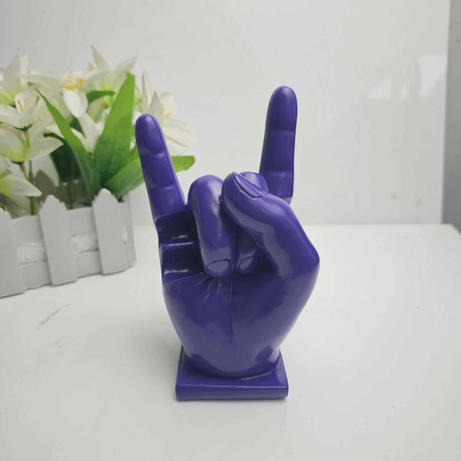 2025 New Drummer Hanging Middle Finger Resin Ornament Stand