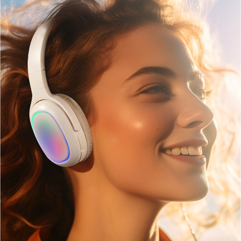 2024 New Headband Gaming Headphone Bluetooth Card Cool Glowing Wireless Noise Reduction Gradient Sports