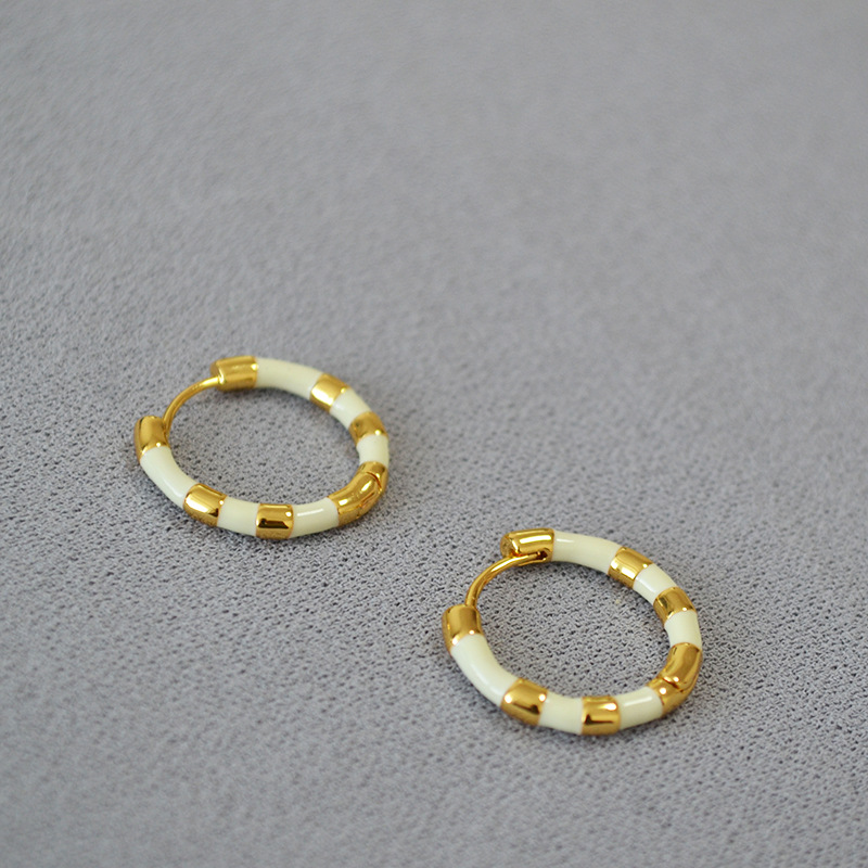 Japanese-Korean simple fresh colorful enamel brass gold-plated commuting ear clip earrings for women