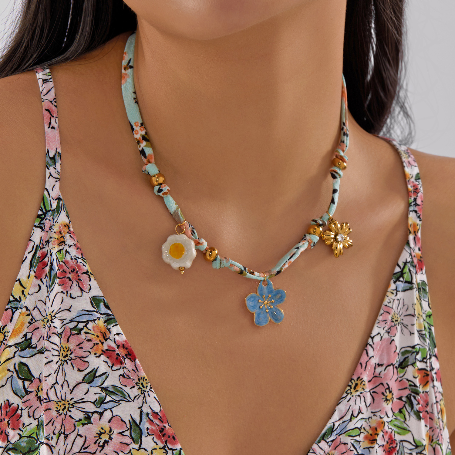 Flower Stainless Steel Pendant Ribbon Necklace Women Ocean Style Niche Stainless Steel Chain