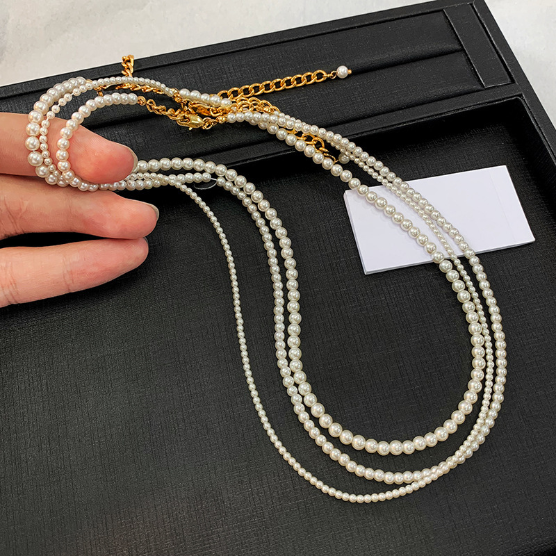 Austrian imported strong light ultra-fine milky pearl necklace women's simple clavicle chain niche neck chain women