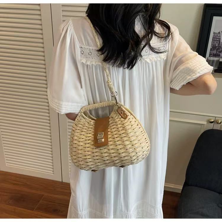 Spring and summer rattan woven bag hand-woven bag woven bag seaside beach small bag