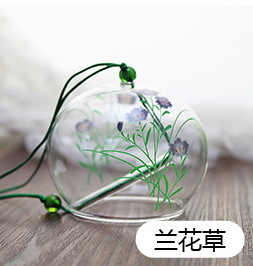 兰花草 、 风铃