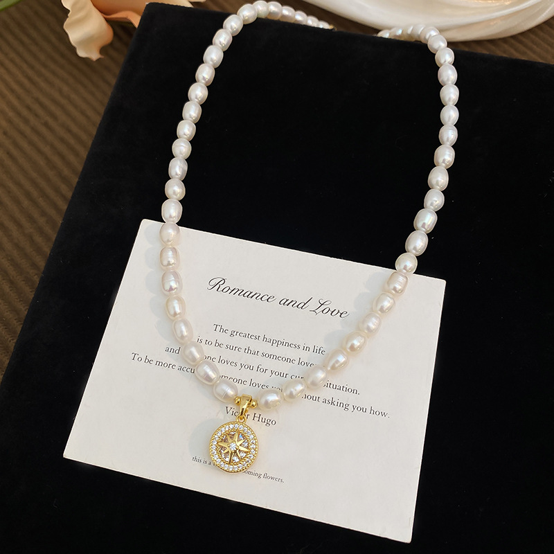 8mm large-size natural seedless freshwater pearl necklace for women, designer horseshoe clasp, collarbone chain, neck chain