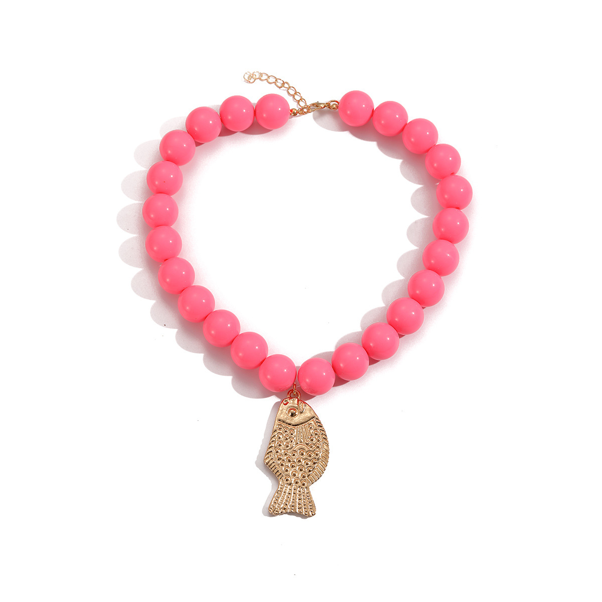 Ocean beach natural vacation style handmade beaded fish pendant necklace for women bohemian style accessories