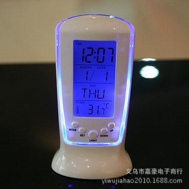 白色