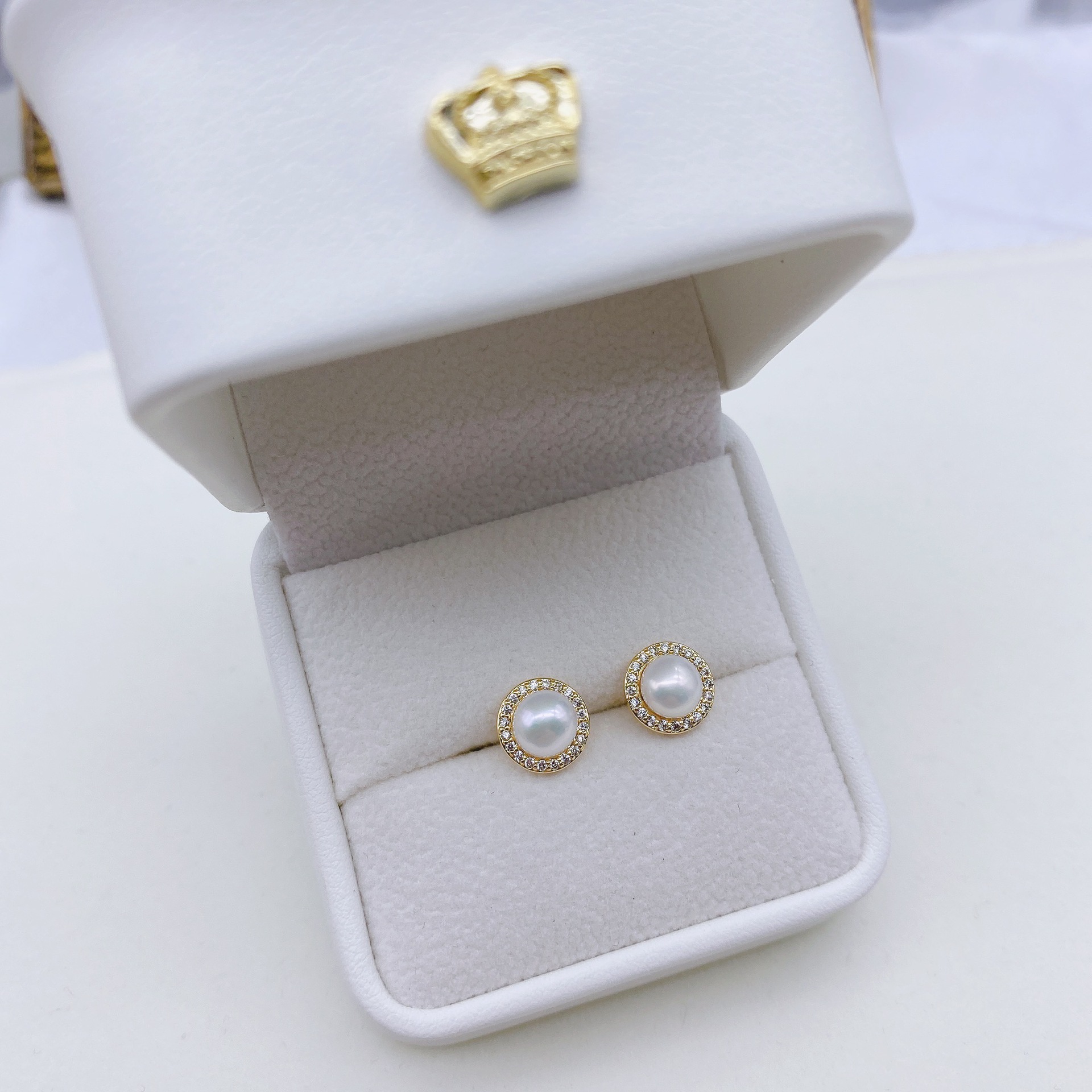 Mini Natural Freshwater Pearl Earrings Real Gold Electroplated 925 Needle Simple Small Fresh Cute Earrings Goods