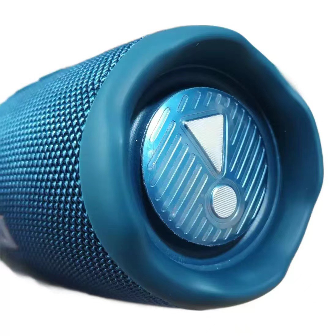FLIP7 steel stamp kaleidoscope 7 portable handheld wireless Bluetooth speaker heavy bass outdoor mini speaker