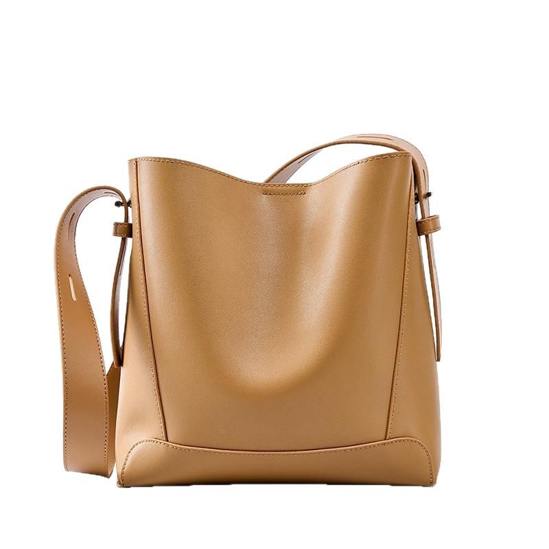 Bags 2026 New Women's Underarm Crossbody Bag Single Shoulder Large Capacity Commuter Bucket Bag Casual One
