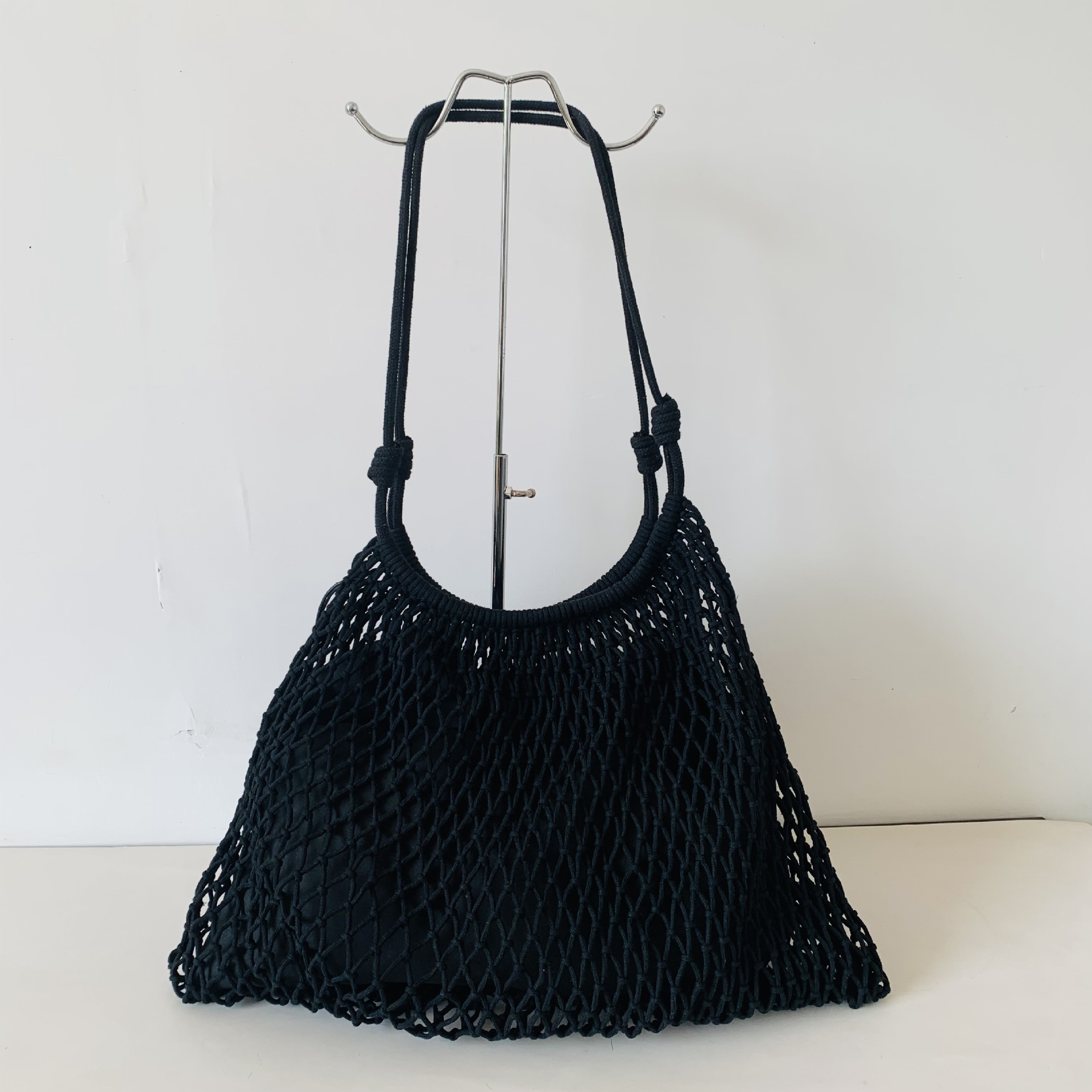 Hand-woven cotton fishing net bag, hollow mesh tote bag, large capacity tote bag, vacation style beach bag