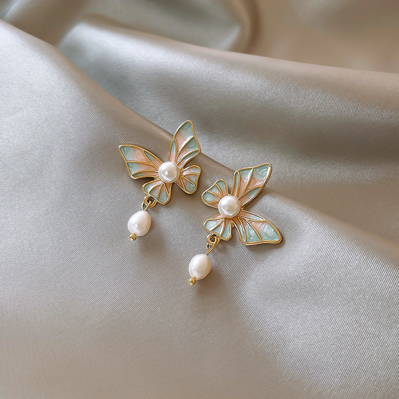 S925 silver needle beautiful pearl bow girl ear studs geometric earrings new ear accessories women