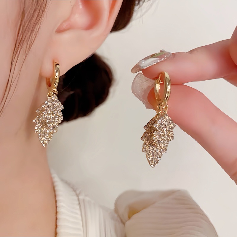 Sparkling rhinestone leaf tassel ear cuff women niche earrings new leaf ear accessories women