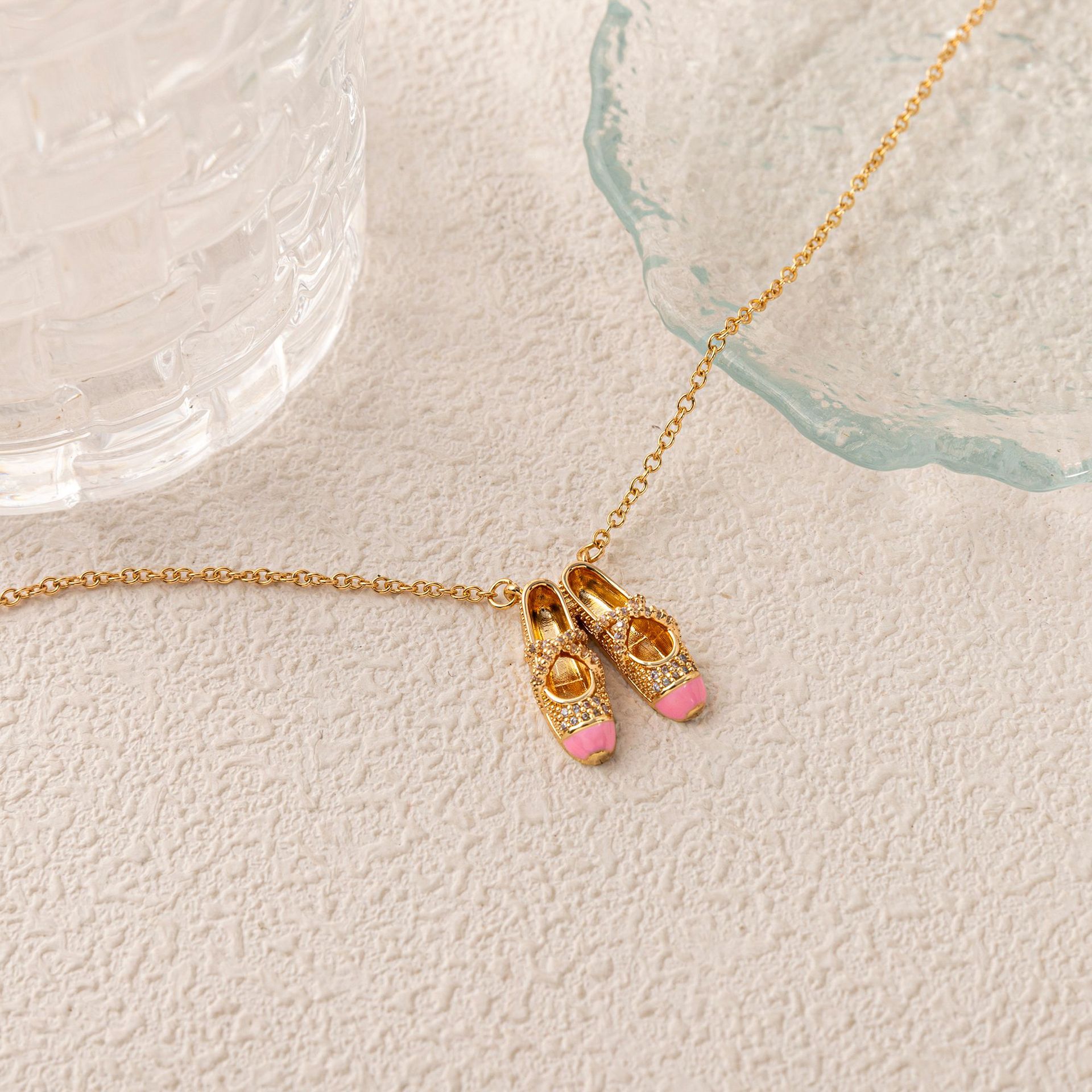 Exquisite mini rhinestone pink ballet shoe necklace锁骨链 unique necklace