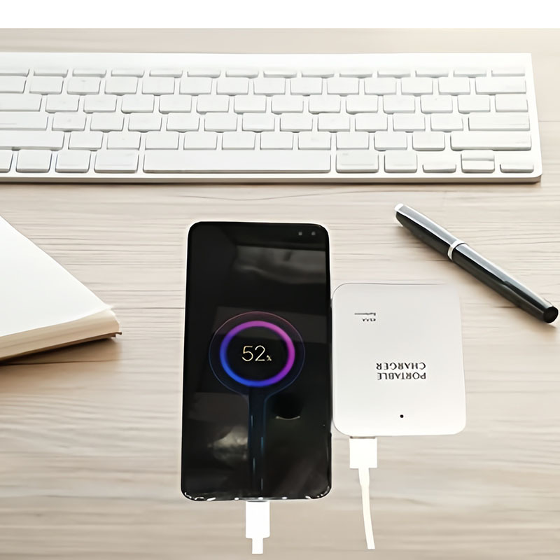 Emergency backup 4x 5号 dry battery box smartphone watch wearable device temporary emergency emergency power bank