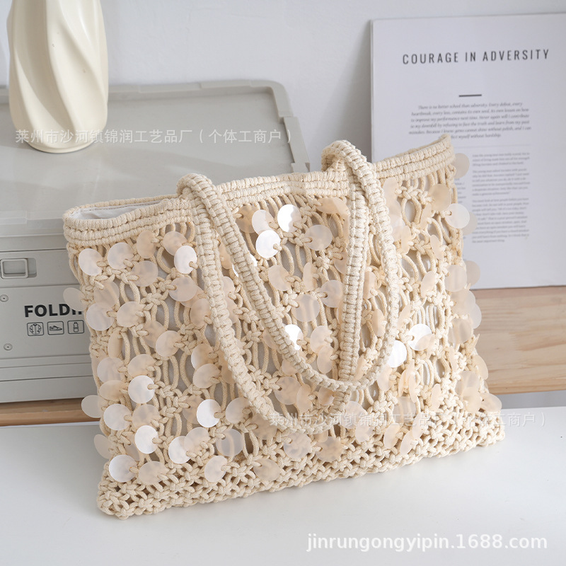 New vacation style shell piece woven beige tote bag, large capacity hollow woven shoulder bag
