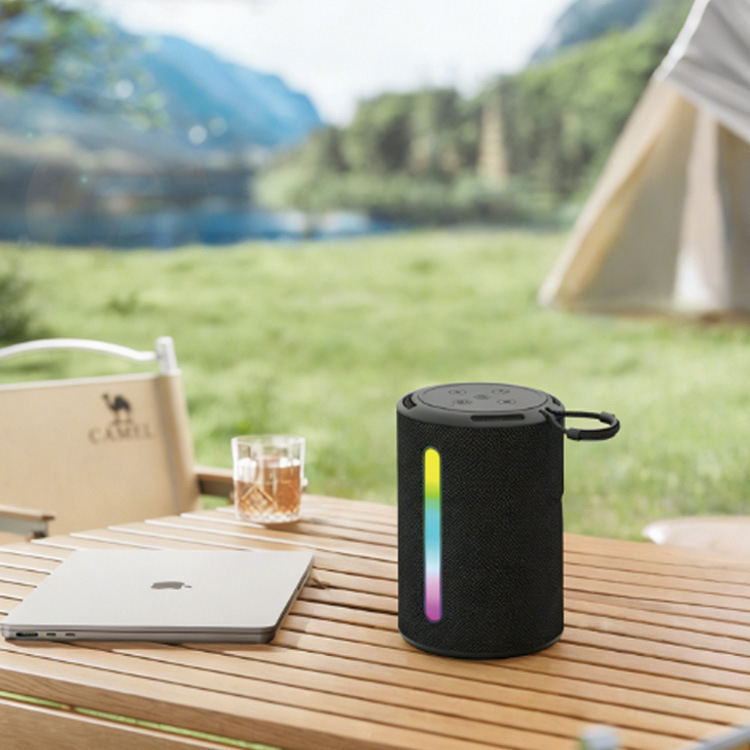 Magnetic Bluetooth Speaker Portable Mini Audio Outdoor Wireless Bluetooth Speaker Subwoofer