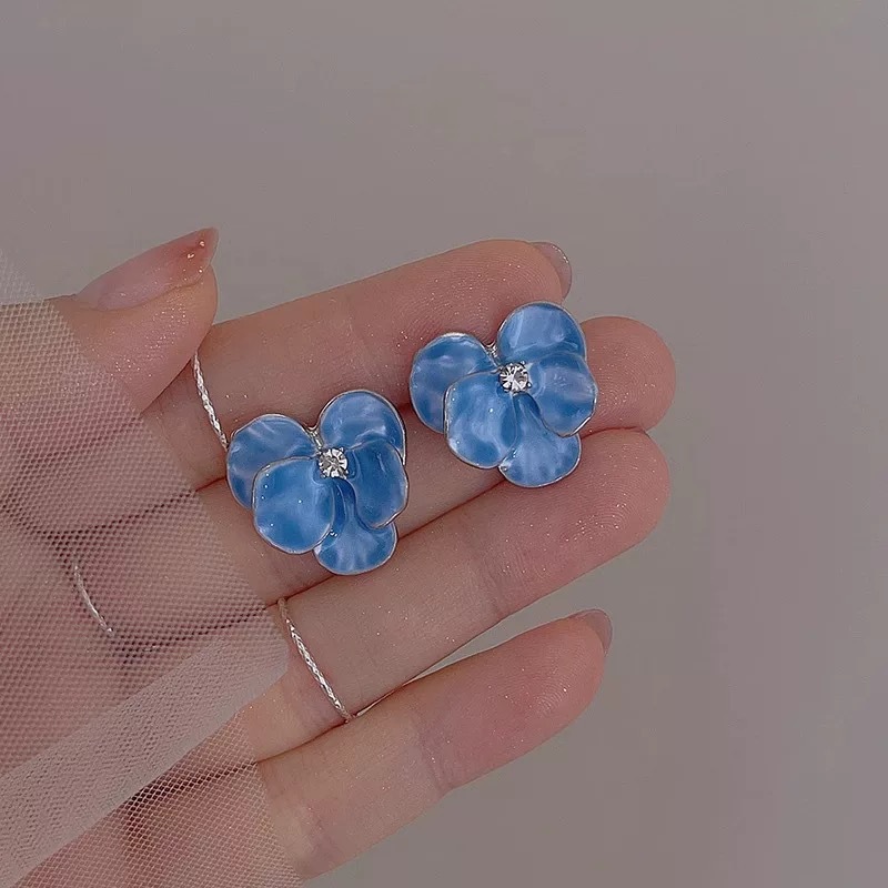 Live vacation style gentle super fairy flower earrings small fresh pearl ear studs