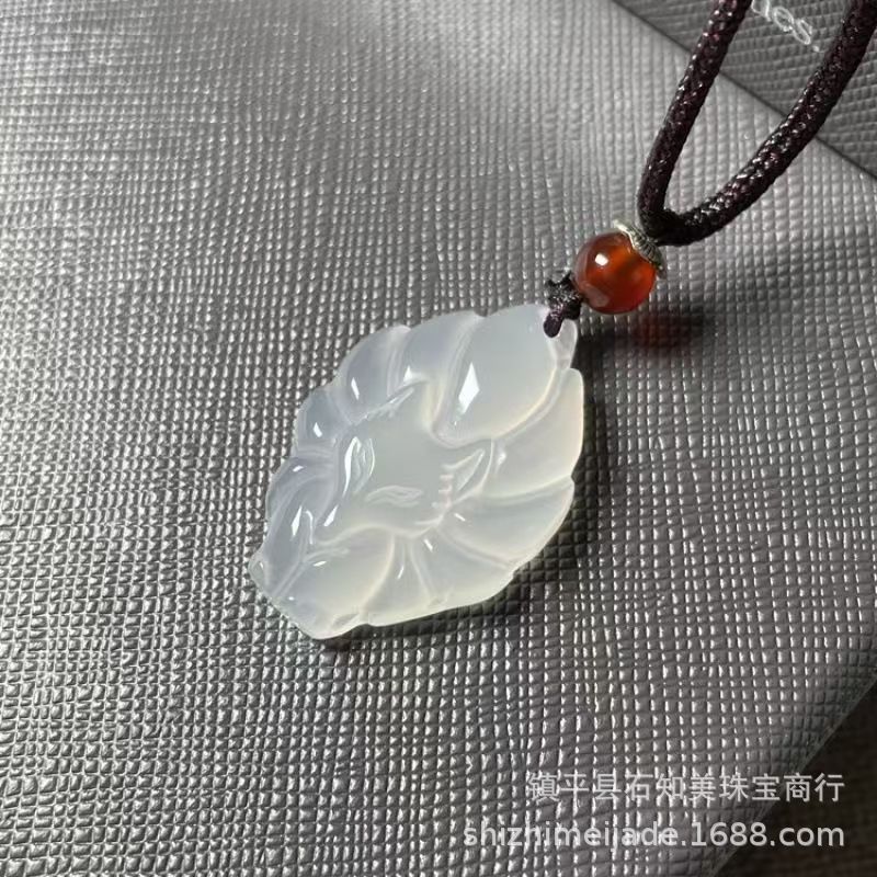 37号九尾狐（约30*20*7mm)