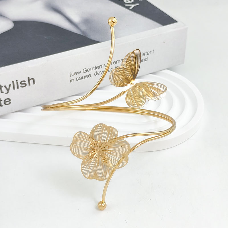 Metal open adjustable exaggerated butterfly flower hollow accessory arm ring
