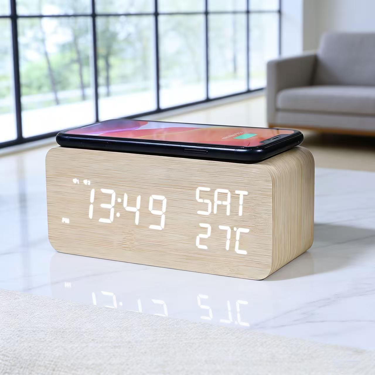 Multifunctional 10W Wireless Charging Wooden Alarm Clock Phone Wireless Fast Charging Temperature Clock LED Display Alarm Clock
