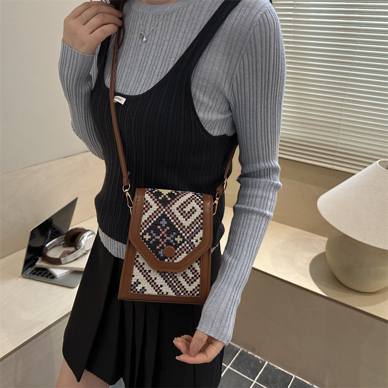 Ethnic Style Crossbody Phone Bag Women 2026 New Single Shoulder Small Square Bag Coin Purse