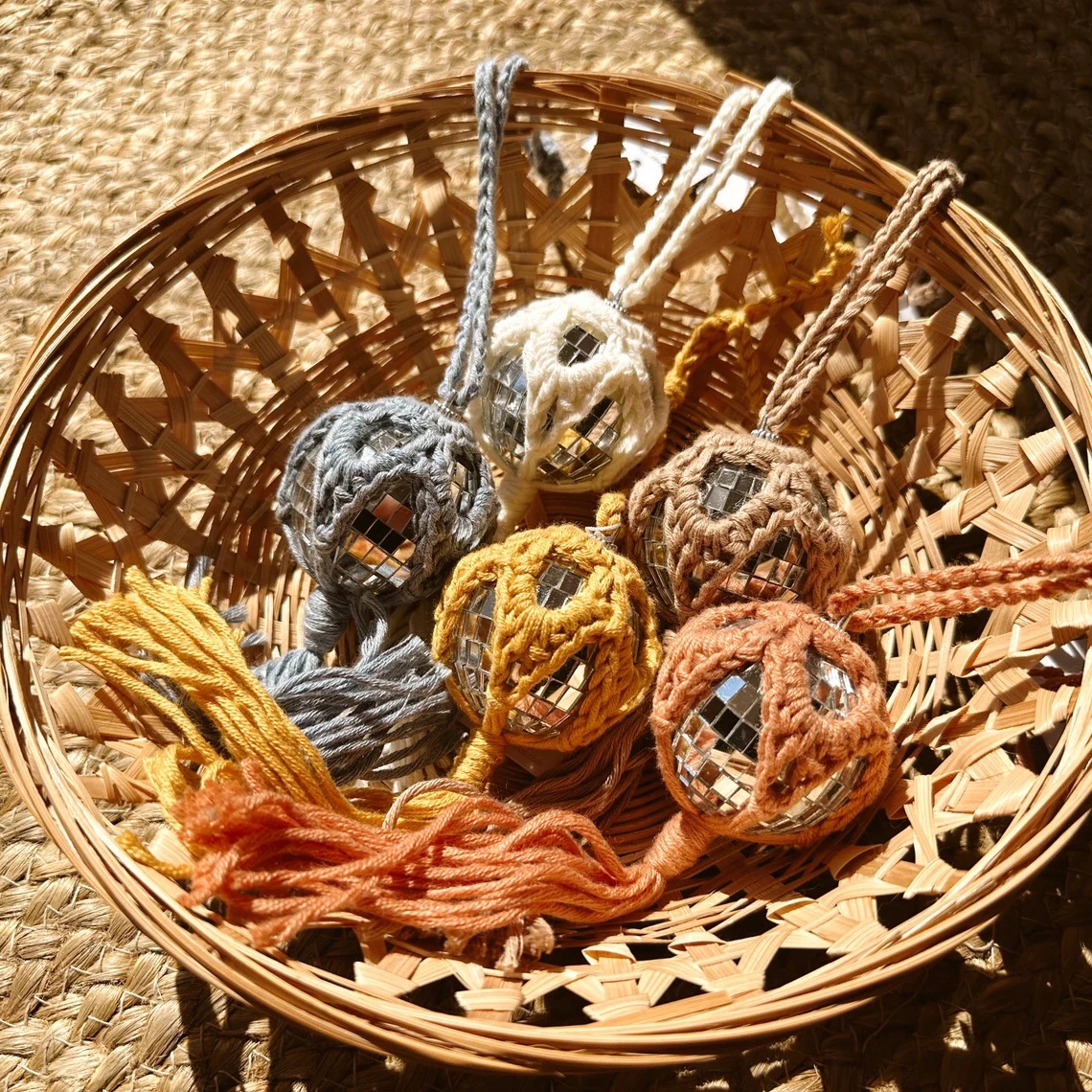 Disco Ball Mirror Ball Disco Ball Watch Weaving Hanging Reflective Atmosphere Decoration Party Pendant