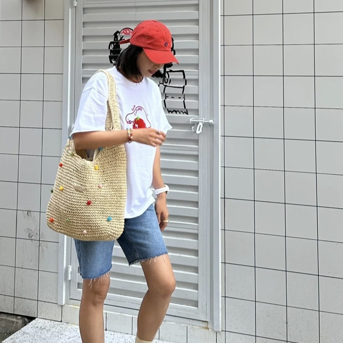 Seaside commuting single-shoulder tote bag vacation woven bag women's summer color dot hollow underarm bag large capacity