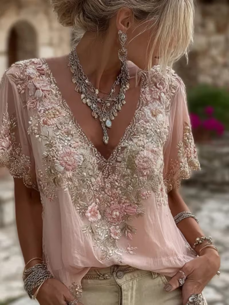 2026 Spring Summer New Exquisite Floral Vacation Print V-Neck Short Sleeve Women's T-Shirt Top