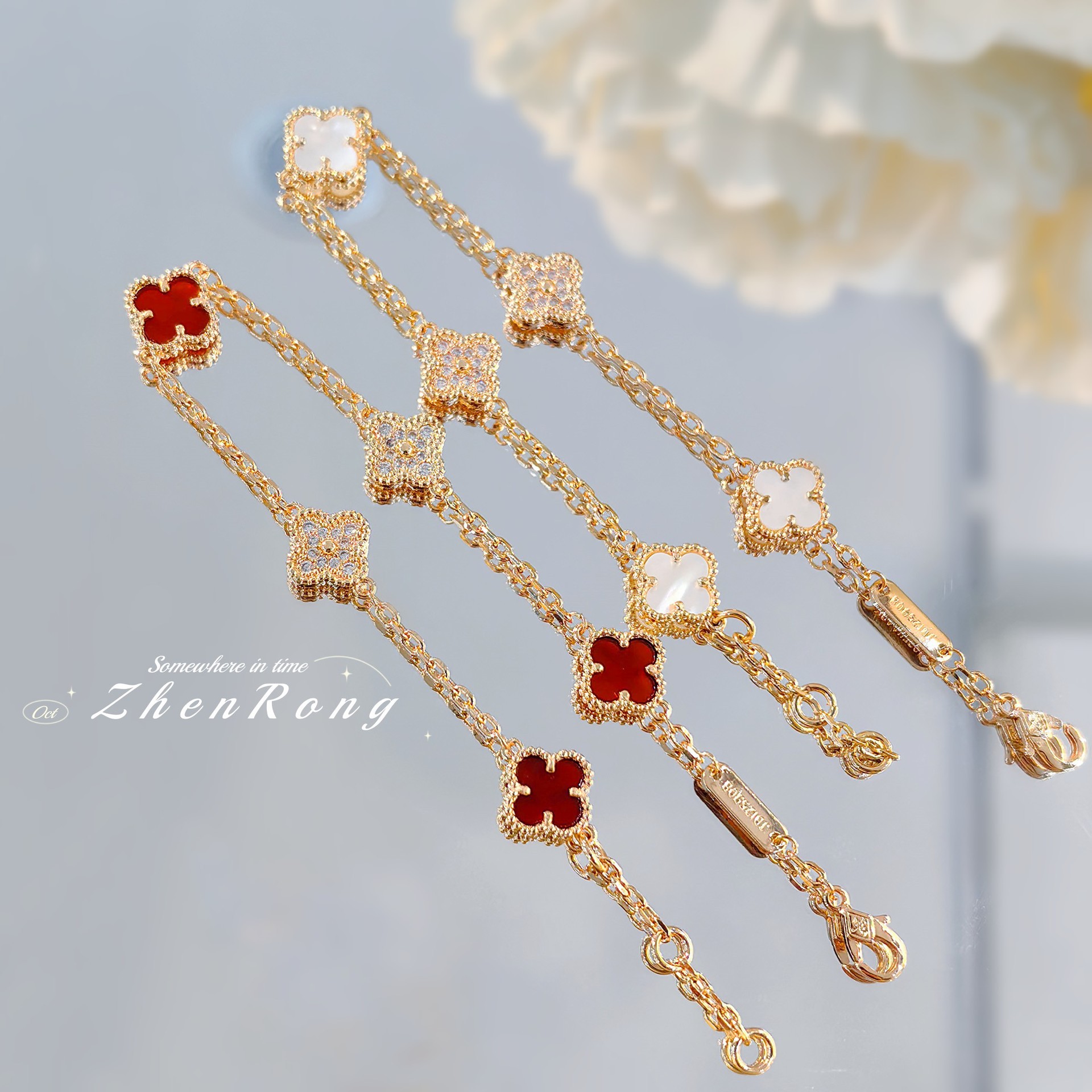 High version Van family mini four-leaf clover red chalcedony bracelet V gold pink crystal diamond lucky clover white mother-of-pearl bracelet women