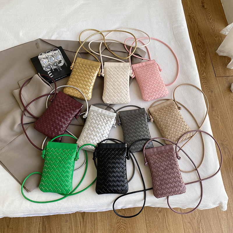 Handwoven Small Bag for Women 2024 New Commuter Vertical Crossbody Phone Bag