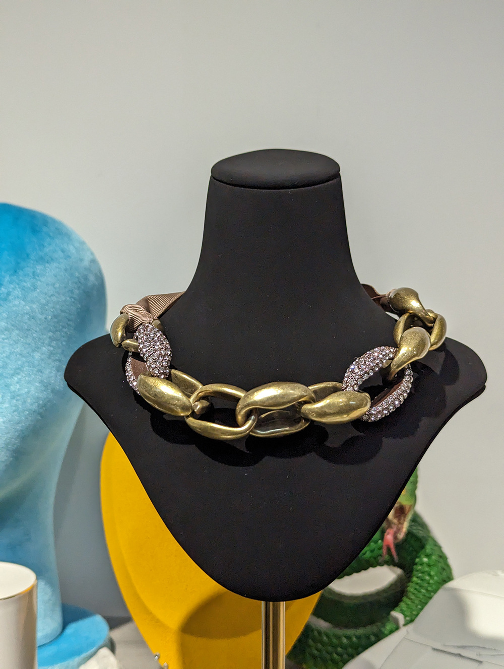 Distressed Metal Geometric Necklace Exaggerated Fabric Patchwork Necklace Export Design
