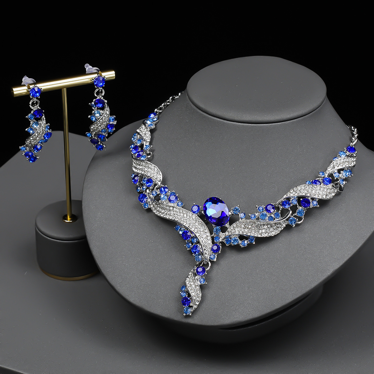 Exaggerated Necklace Earring Set Collarbone Chain Decorative Dress Accessories Colorful Jewelry