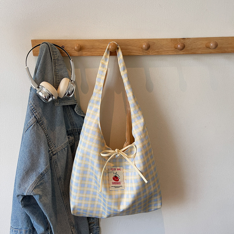 Large capacity bag women 2026 new canvas single shoulder bag class commuting plaid tote bag