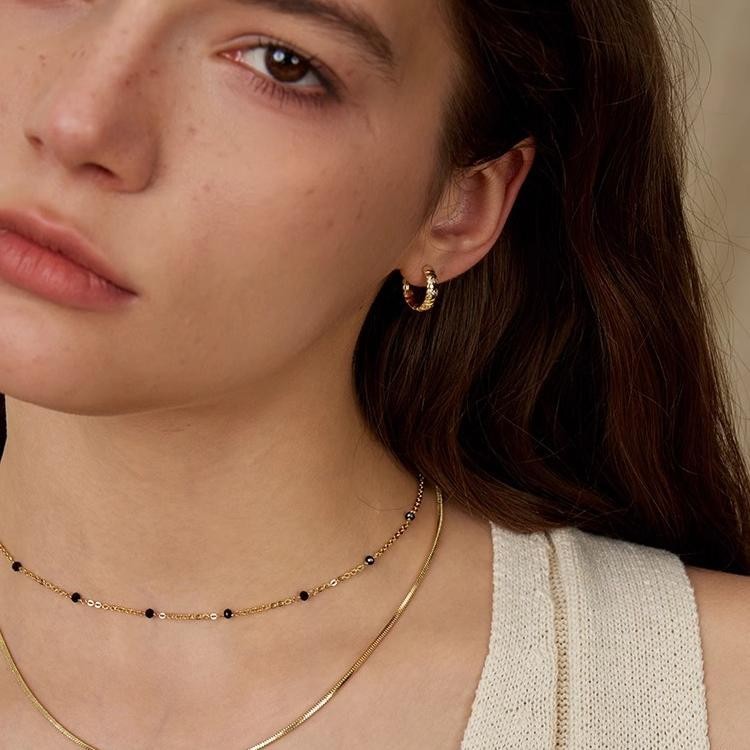 Exclusive Free Matching Snake Bone Small Ear Clip Women Plain Circle Earrings