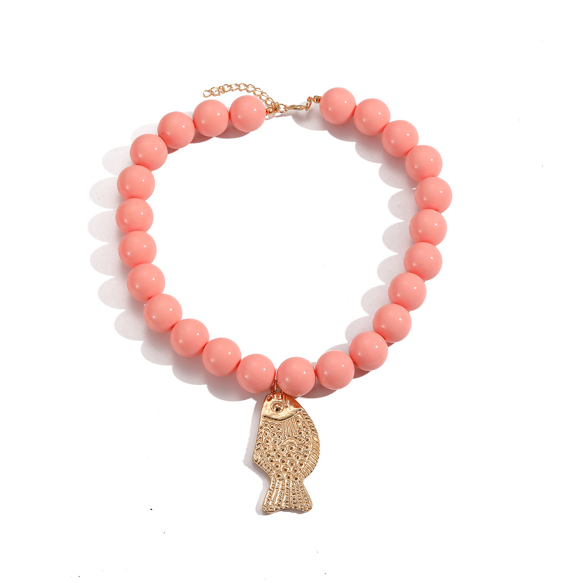 Ocean beach natural vacation style handmade beaded fish pendant necklace for women bohemian style accessories
