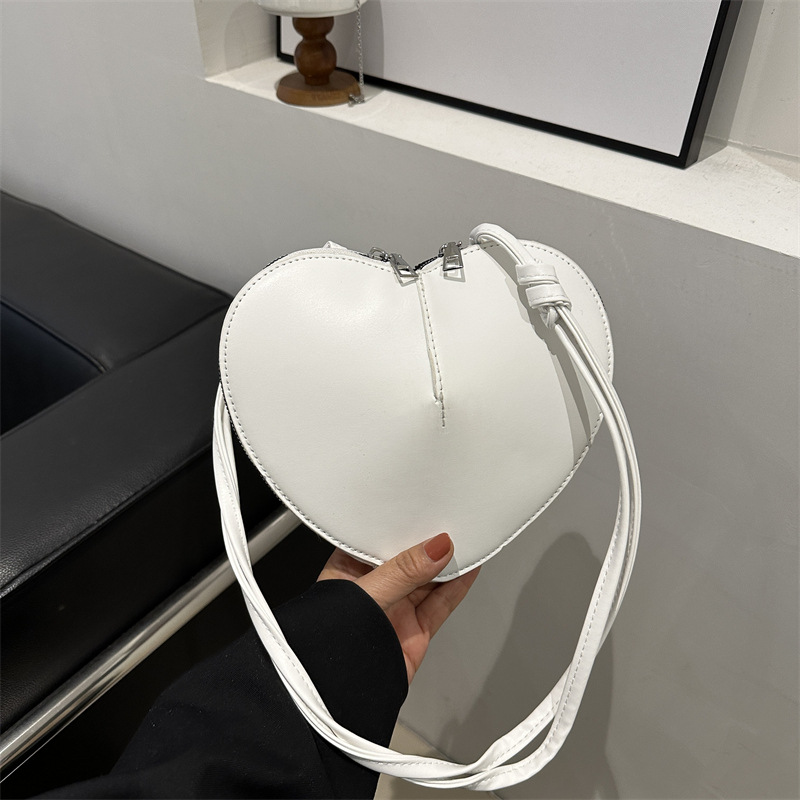 2026 New Love Bag Women Heart Phone Crossbody Bag Single Shoulder Bag