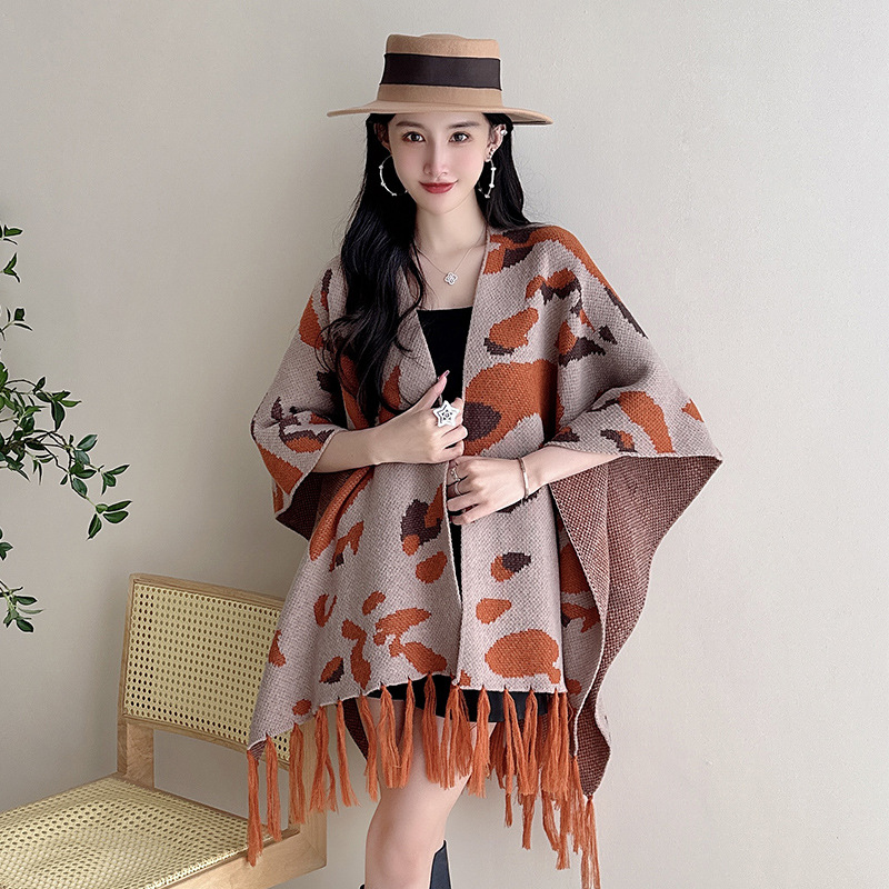2023 Autumn Winter New Ethnic Style Tassel Shawl Cape Cape Outer Wear Jacquard Loose Knitted Cardigan Coat Women