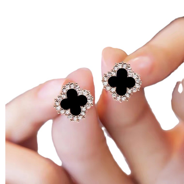 Four Leaf Clover Ear Studs for Women Silver Needle Earrings 2023 New Popular Earrings