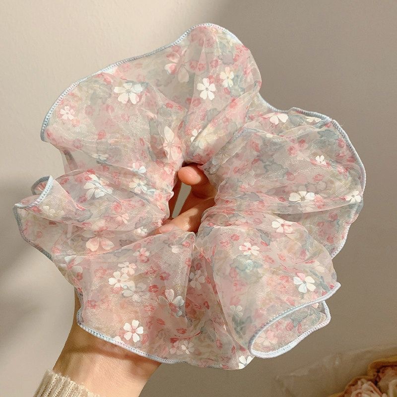 2#粉彩色樱花雪纺蓝色锁边约15cm