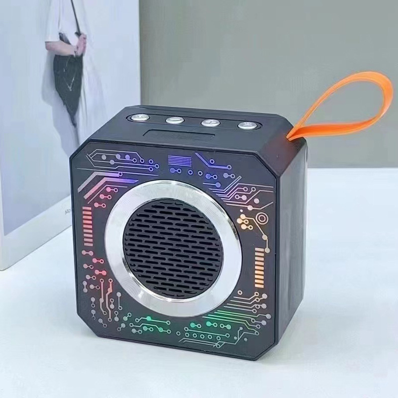 Mecha Bluetooth Audio Small Steel Cannon Outdoor Portable Mini Bass Home Desktop Wireless Speaker