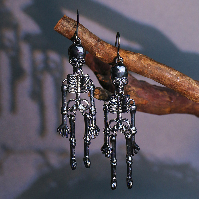 New Skull Earrings Ear Studs Men Women Halloween Skull Body Earrings