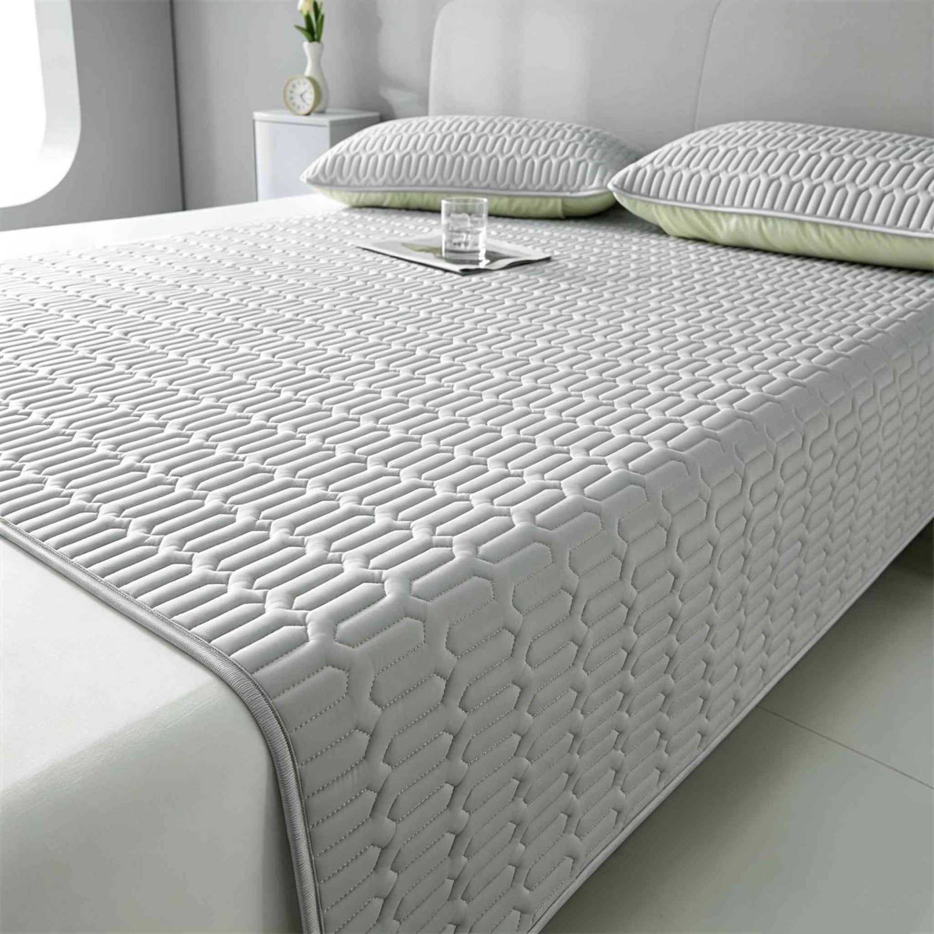 Summer latex cool mat household machine washable 2026 new dormitory single bed sheet ice silk mat cool mattress soft mat