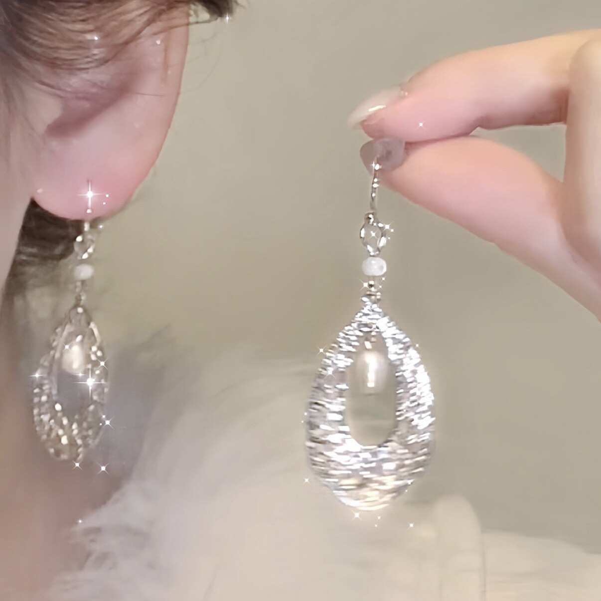 Petal Pearl Earrings for Women 2026 New Autumn Winter Stud Earrings Vacation Style Ear Accessories