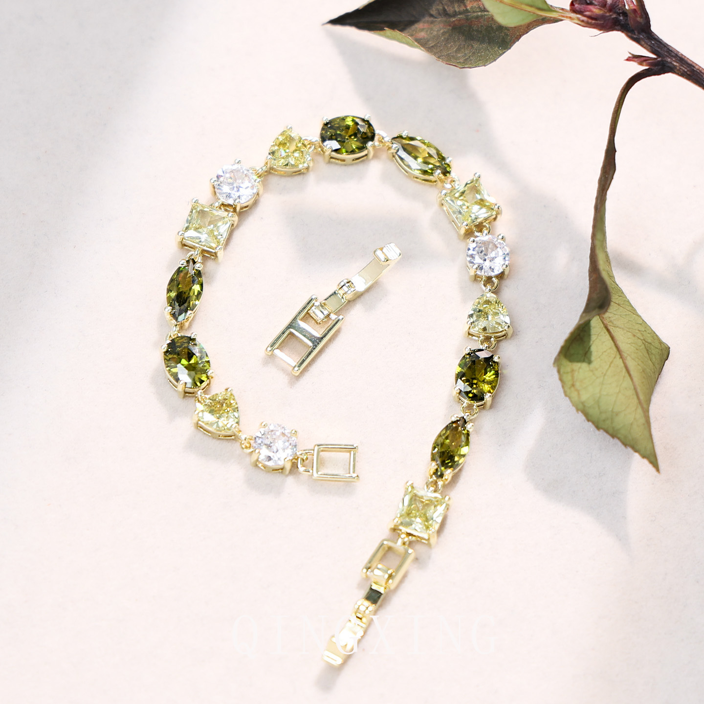 Original Forest Style Olive Green Zirconia Gradient Bracelet Clear Irregular Geometric Women's Accessory